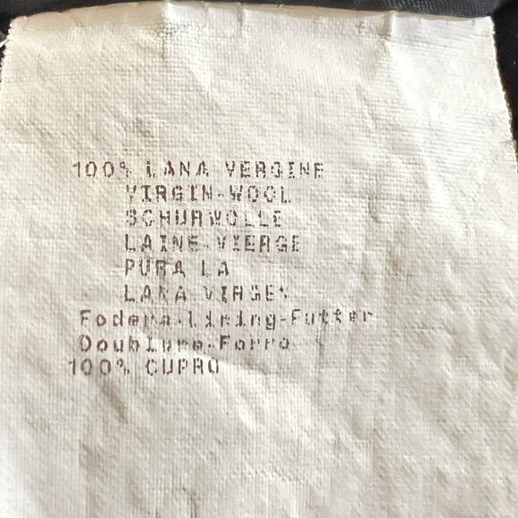 $1899 Authentic EMPORIO ARMANI Made in ITALY Men's Black 3 Buttons Blazer Sz.46R - Picture 8 of 12